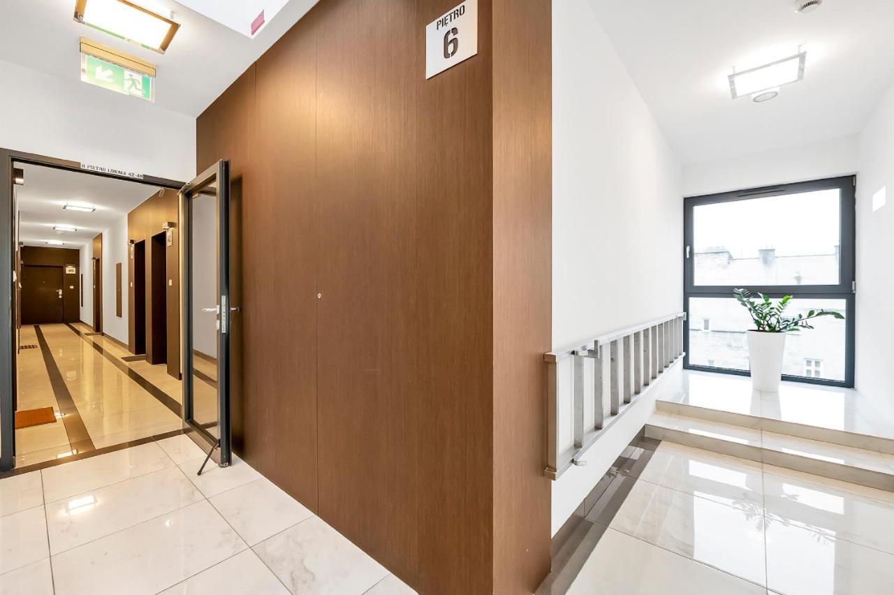 Lumina 4-Room Apart With Large Balcony Варшава Екстер'єр фото